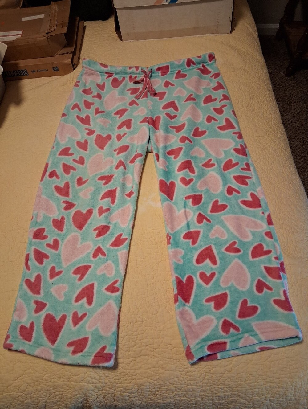 Women's Heart-Print Fleece Lounge Pants - Pink & Light Blue
